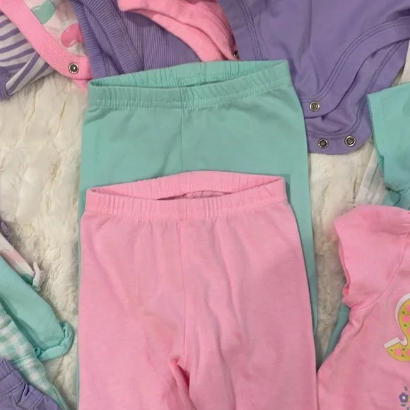 18 piece 7shorts,2pants,4shirts,5 onesies. Good condition. 6-9 months.. - Picture 4 of 16
